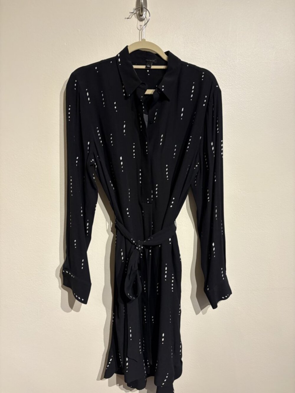 Ann Taylor Black White Abstract Print Belted Shirtdress Size L